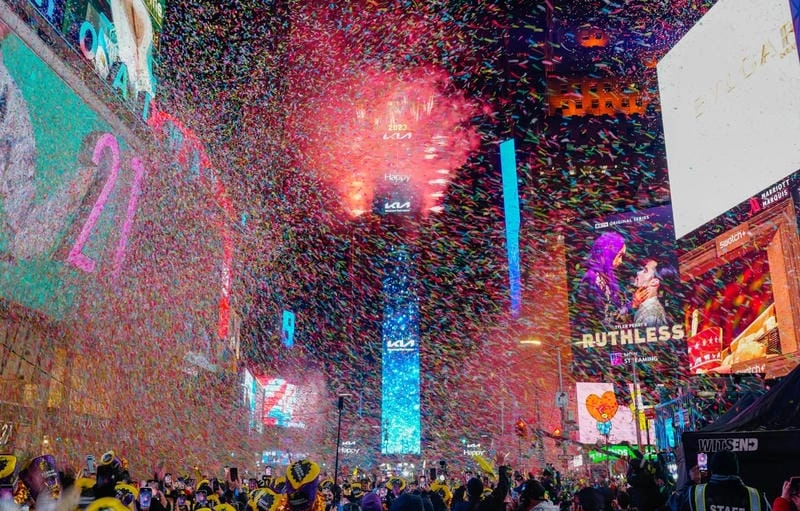 Tải ngay New Year's Eve Times Square truyền thống