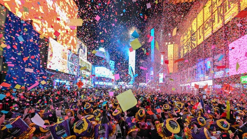 Cùng du ngoạn New Year's Eve Times Square huyền ảo