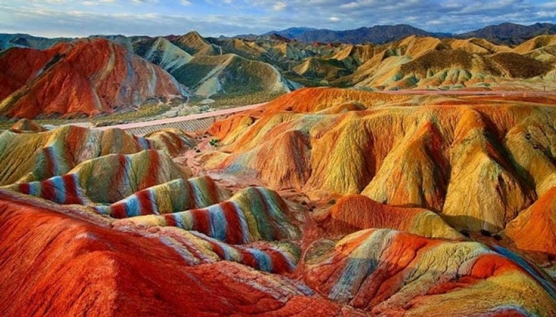 Cùng khám phá vì sao núi cầu vồng Peru là điểm đến yêu thích