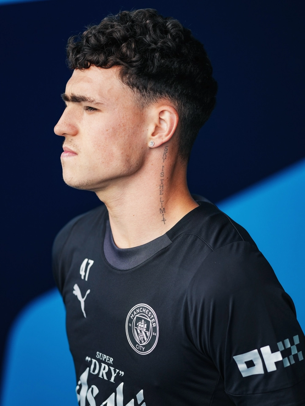 Phil Foden age nam cầu thủ sinh năm 2000, 25 tuổi