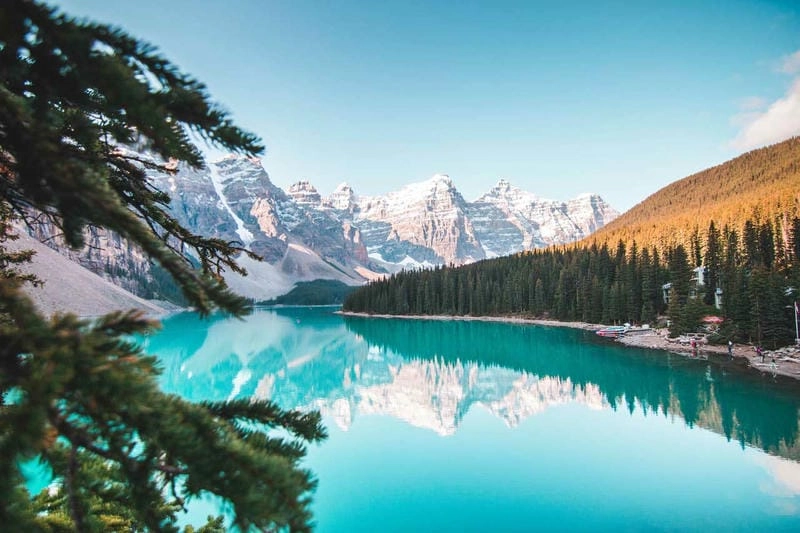 Chiêm ngưỡng vẻ đẹp phong cảnh Canada núi non