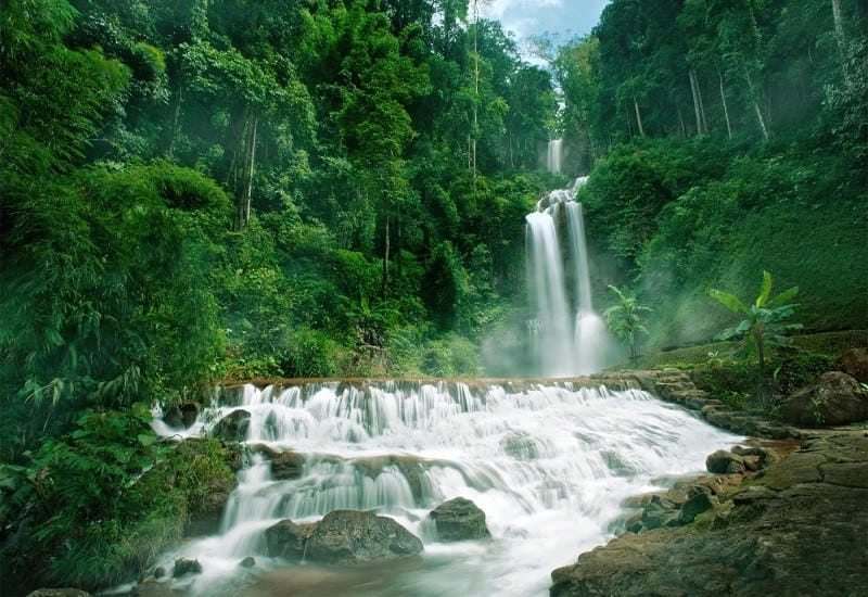 Tìm về phong cảnh Đà Lạt thác nước