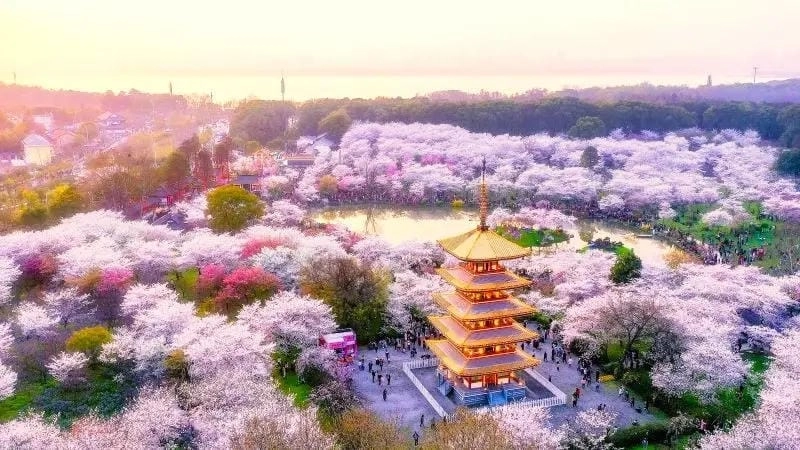 Cười sảng với phong cảnh Trung Quốc thơ mộng