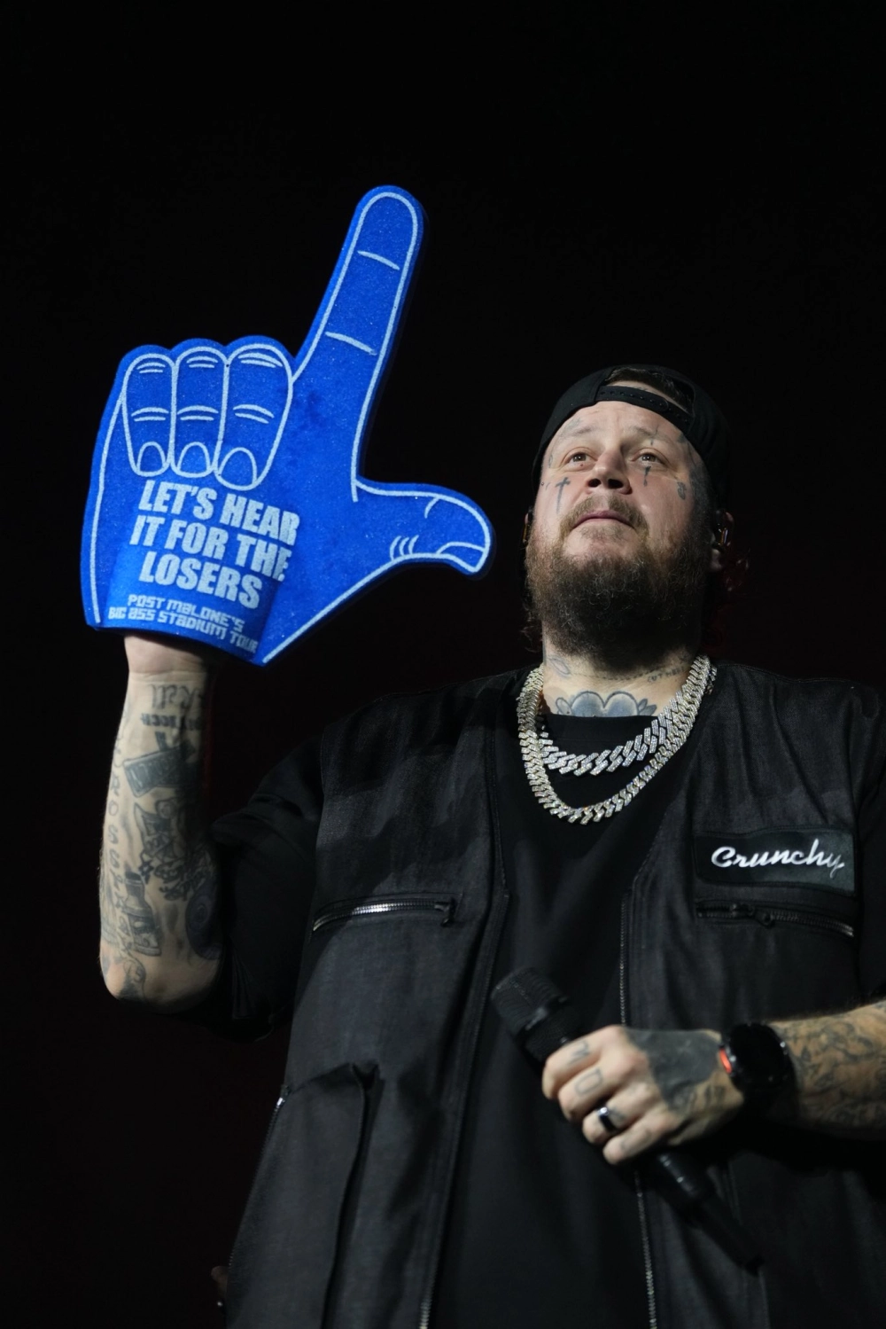 Post Malone I fall apart bản hit ballad-trap đầy cảm xúc