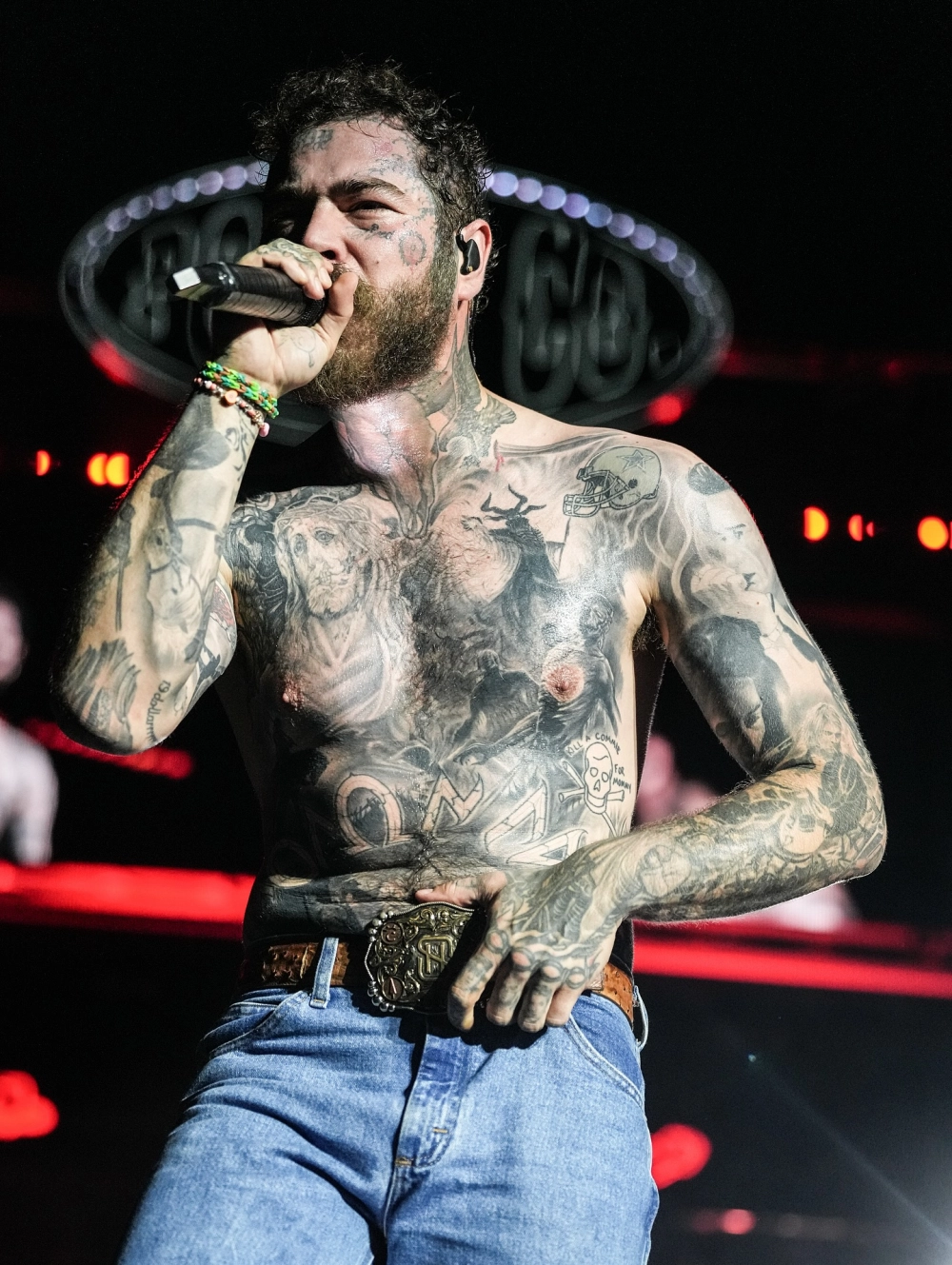 Post Malone tour và những tour diễn thế giới luôn cháy vé