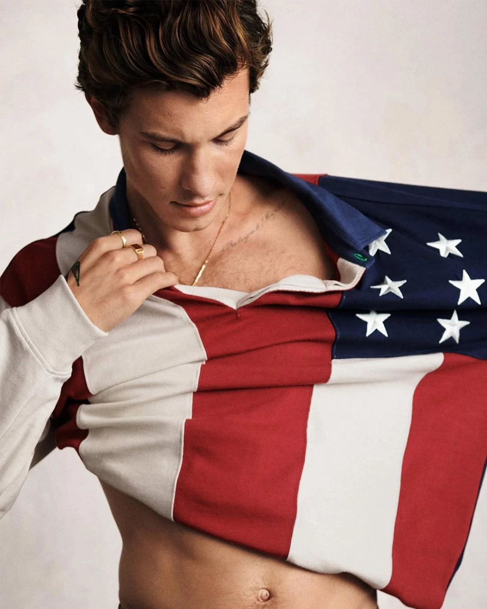 Song by Shawn Mendes và những giai điệu acoustic mộc mạc