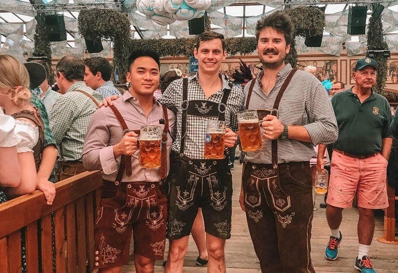 Gợi ý những bức ảnh trang phục Oktoberfest nổi bật