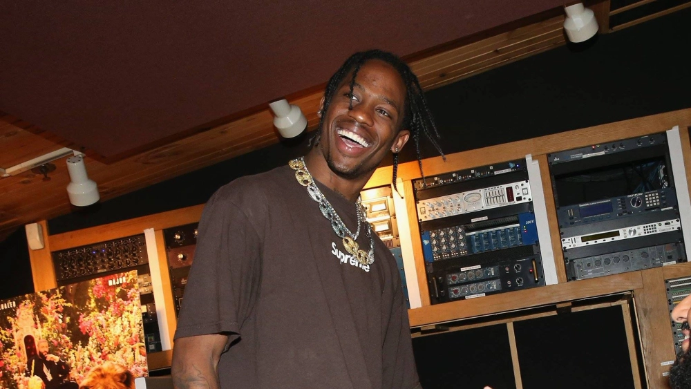 Travis Scott and Kylie Jenner và cặp đôi cựu siêu sao của showbiz