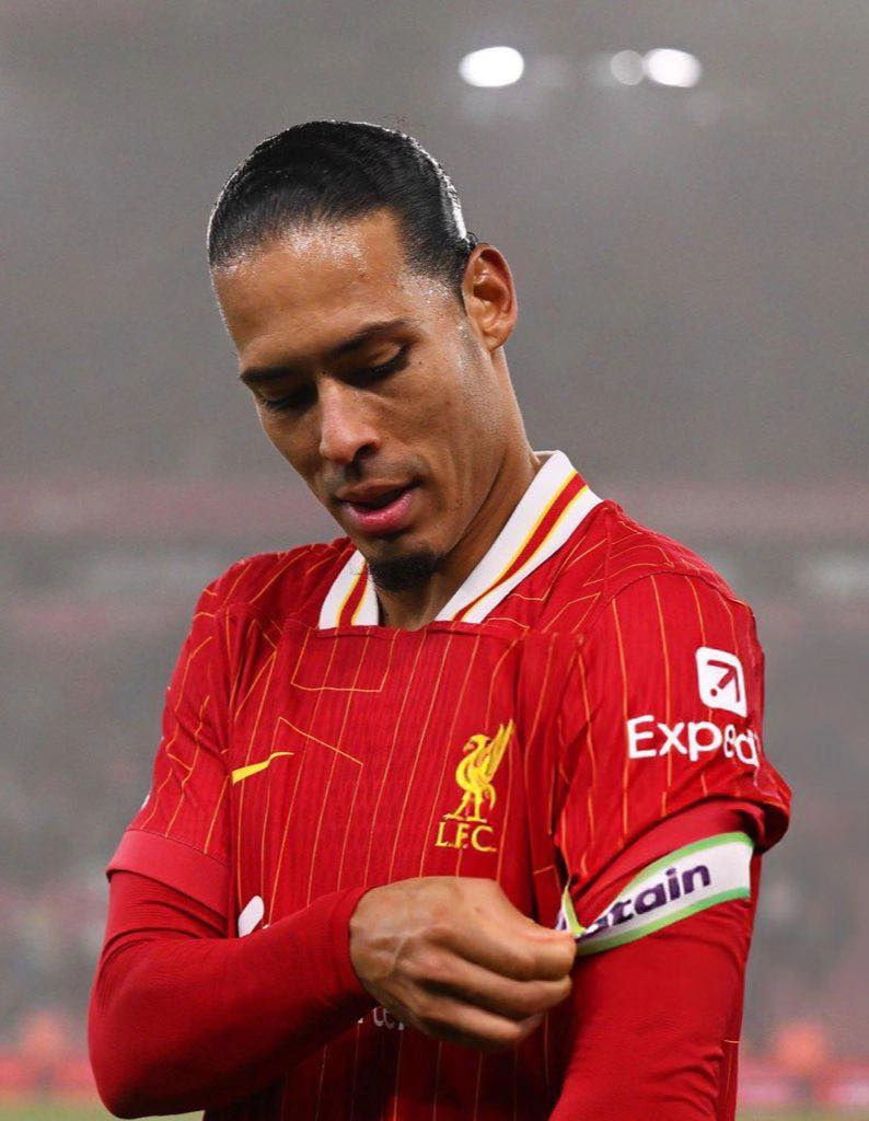 Virgil van Dijk age lão tướng sinh năm 1991