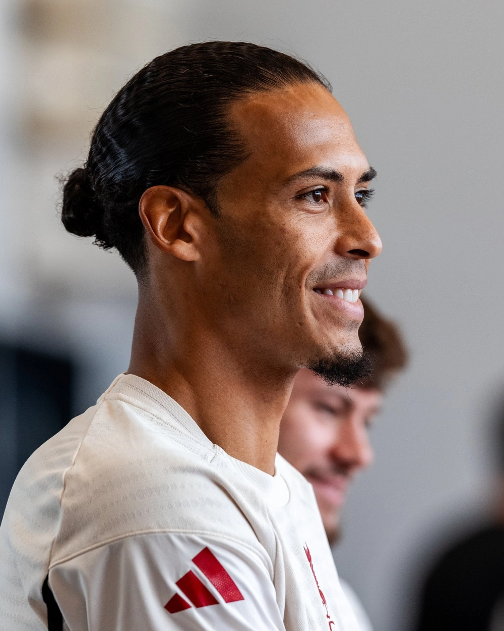 Virgil van Dijk song và bài hát cổ động viên dành riêng cho anh