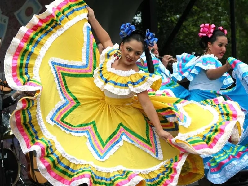 Thức dậy cùng lễ hội Cinco de Mayo ấn tượng