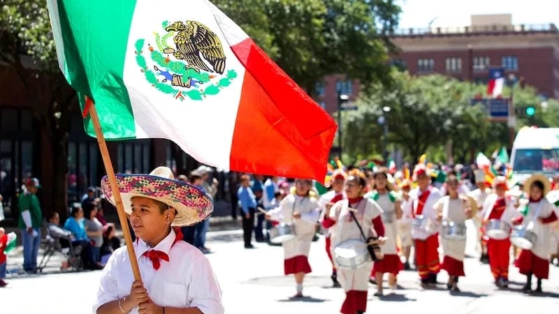 Cùng du ngoạn lễ hội Cinco de Mayo hoành tráng