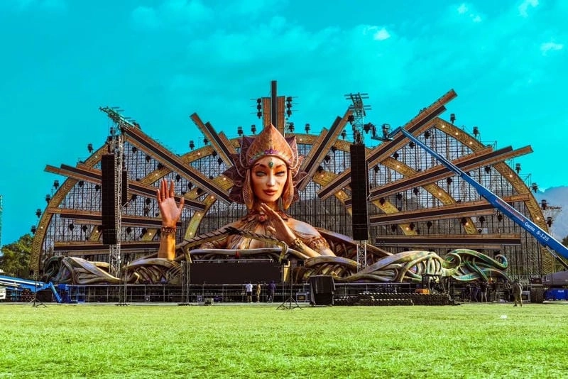 Cùng du ngoạn lễ hội Electric Daisy Carnival hoành tráng