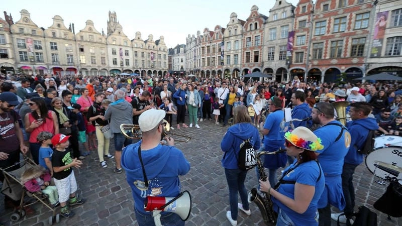 Săn những bức ảnh lễ hội Fête de la Musique rực rỡ