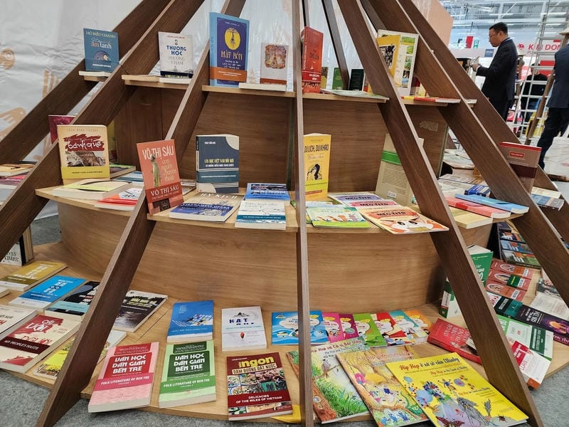 Thức dậy cùng lễ hội Frankfurt Book Fair ấn tượng