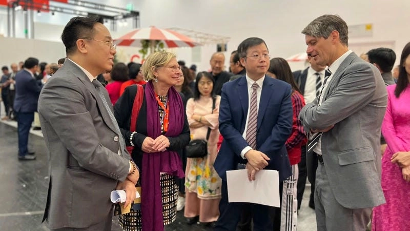 Gợi ý những bức lễ hội Frankfurt Book Fair cuốn hút