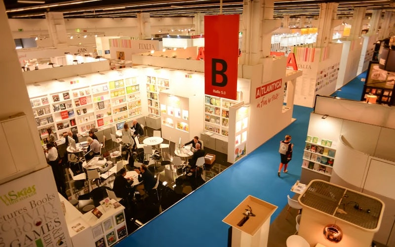 Sưu tầm những bức lễ hội Frankfurt Book Fair nổi bật
