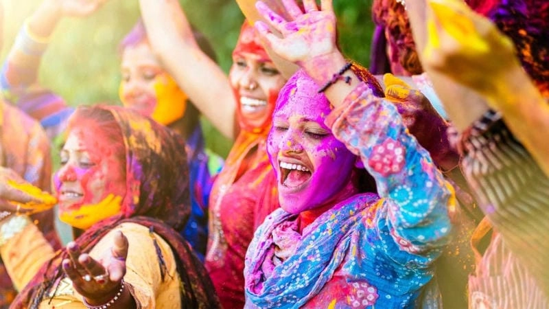 Tìm hiểu đôi nét về lễ hội Lathmar Holi