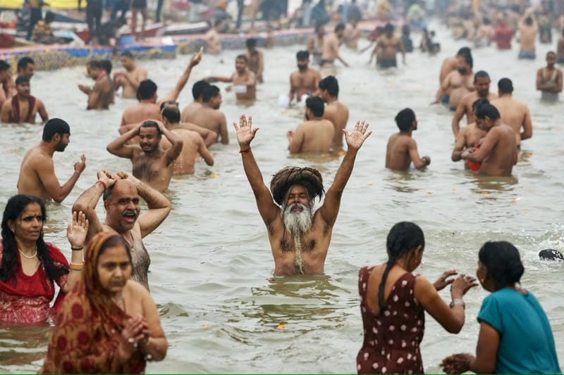 Sưu tầm những bức lễ hội Kumbh Mela hoành tráng