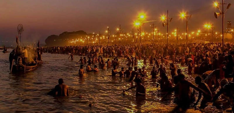 Săn những bức ảnh lễ hội Kumbh Mela lung linh