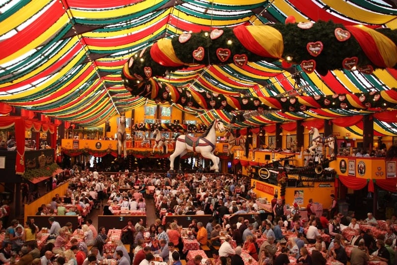 Tải ngay lễ hội Oktoberfest Blumenau độc đáo