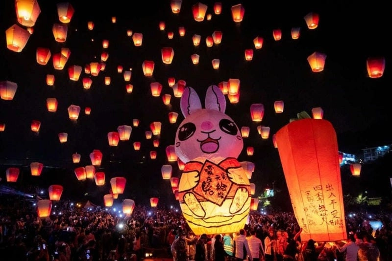 Thức dậy cùng lễ hội Pingxi Sky Lantern truyền thống