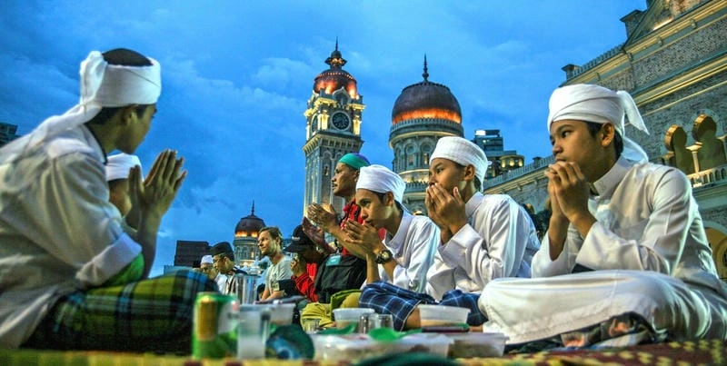 Thức dậy cùng lễ hội Ramadan đặc sắc