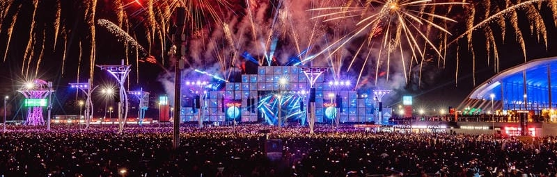 Ngắm nhìn vẻ đẹp lễ hội Rock in Rio bùng nổ