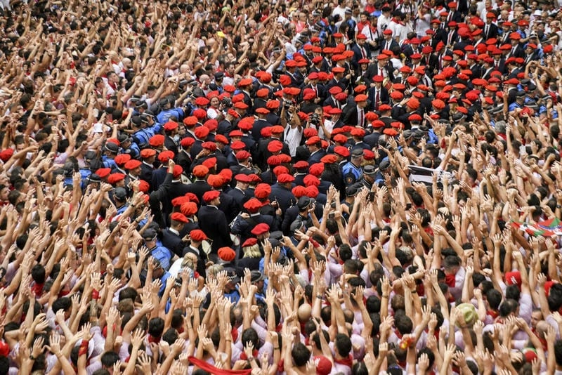 Cùng đắm mình trong lễ hội San Fermin sôi động