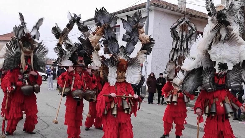 Tìm hiểu đôi nét giới thiệu về lễ hội Surva