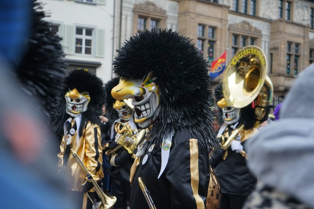 Basel fasnacht carnival là một trong những lễ hội carnival lớn nhất châu Âu