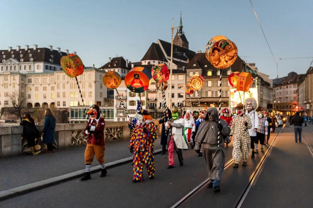 Basel fasnacht tradition phản ánh đời sống văn hóa của người dân basel