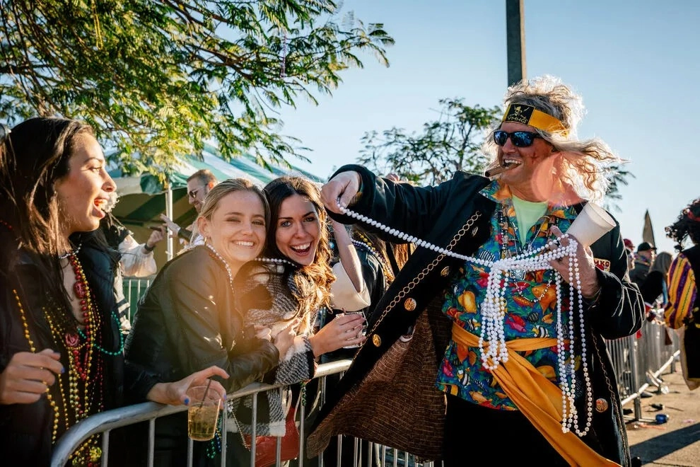 Trang phục hải tặc gasparilla độc đáo và đầy sáng tạo