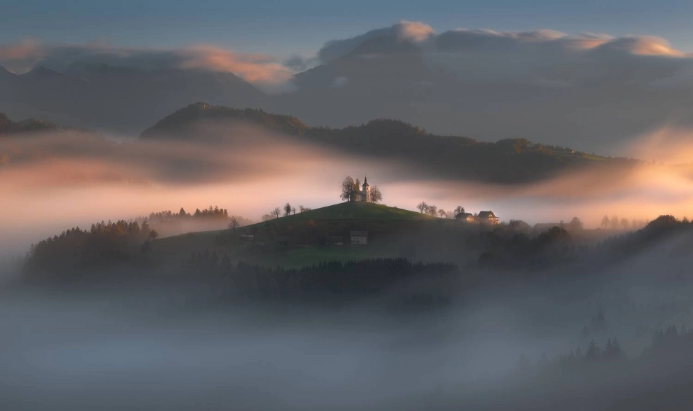 Hình sương mù đơn giản nhưng giàu cảm xúc